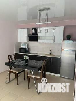 1-к квартира, посуточно, 40м2, 1/4 этаж