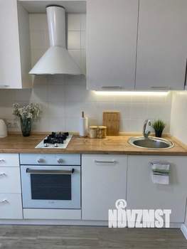 1-к квартира, посуточно, 36м2, 1/1 этаж