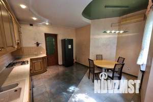 3-к квартира, посуточно, 150м2, 2/4 этаж