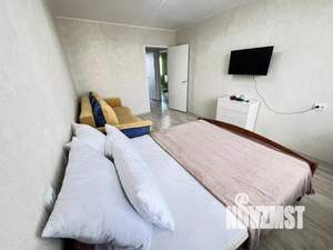 3-к квартира, посуточно, 65м2, 1/1 этаж