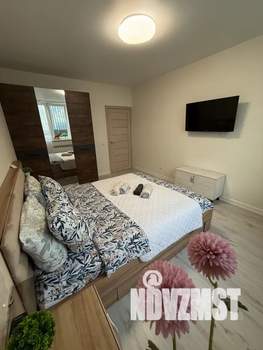 1-к квартира, посуточно, 40м2, 13/16 этаж