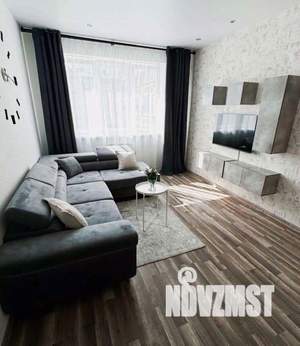 1-к квартира, посуточно, 43м2, 1/1 этаж