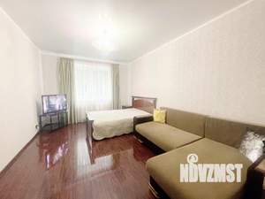 1-к квартира, посуточно, 50м2, 1/1 этаж