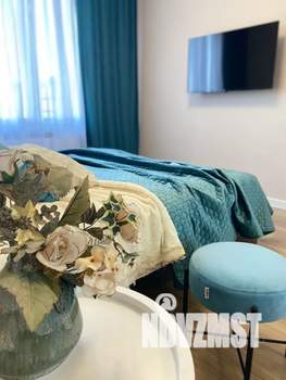 1-к квартира, посуточно, 42м2, 8/10 этаж