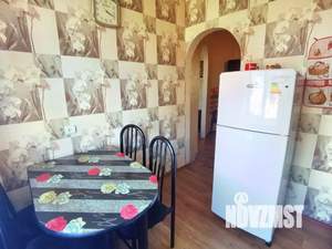 1-к квартира, посуточно, 43м2, 1/1 этаж