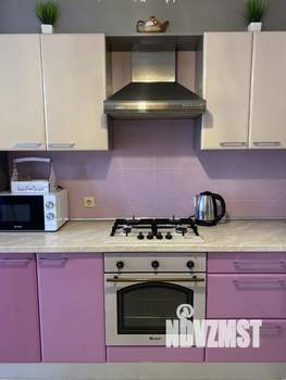 1-к квартира, посуточно, 40м2, 2/5 этаж