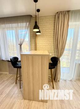 1-к квартира, посуточно, 49м2, 3/5 этаж