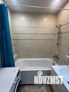 1-к квартира, посуточно, 43м2, 3/9 этаж