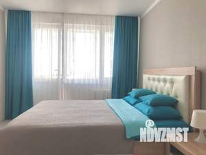 1-к квартира, посуточно, 35м2, 7/10 этаж