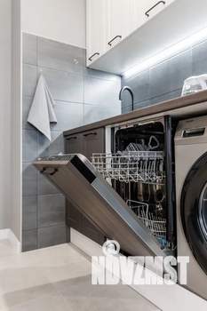 1-к квартира, посуточно, 42м2, 7/25 этаж