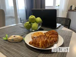 Студия квартира, посуточно, 37м2, 7/10 этаж