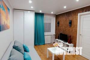 2-к квартира, посуточно, 35м2, 3/4 этаж