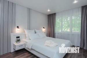2-к квартира, посуточно, 52м2, 1/1 этаж