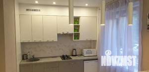 Студия квартира, посуточно, 33м2, 1/5 этаж