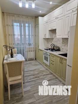 1-к квартира, посуточно, 35м2, 3/10 этаж