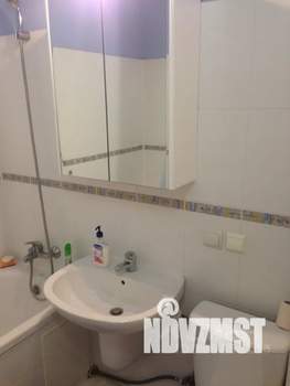 1-к квартира, посуточно, 43м2, 3/6 этаж