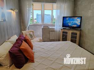 1-к квартира, посуточно, 32м2, 7/9 этаж