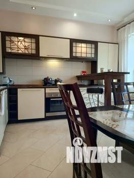 3-к квартира, посуточно, 76м2, 2/6 этаж