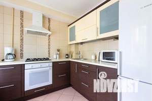3-к квартира, посуточно, 65м2, 2/5 этаж