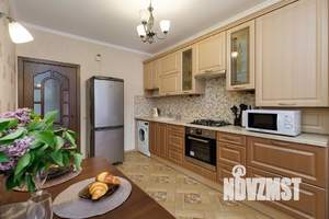 1-к квартира, посуточно, 40м2, 6/10 этаж
