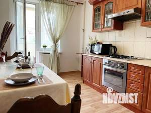 1-к квартира, посуточно, 40м2, 3/9 этаж