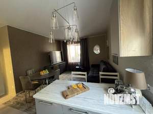 1-к квартира, посуточно, 61м2, 1/1 этаж