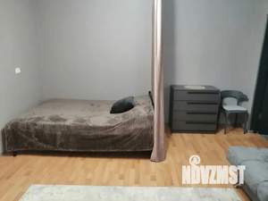 1-к квартира, посуточно, 35м2, 4/10 этаж