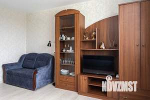 1-к квартира, посуточно, 50м2, 1/1 этаж