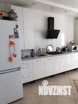 Студия квартира, посуточно, 31м2, 1/8 этаж