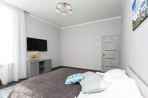 1-к квартира, посуточно, 53м2, 1/1 этаж