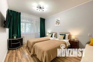 1-к квартира, посуточно, 34м2, 4/10 этаж