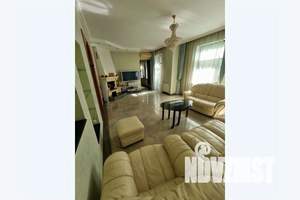 3-к квартира, посуточно, 150м2, 2/4 этаж