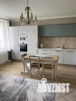 3-к квартира, посуточно, 106м2, 1/1 этаж