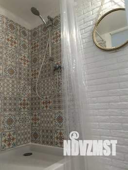 Студия квартира, посуточно, 20м2, 1/5 этаж