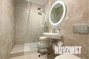 1-к квартира, посуточно, 42м2, 8/8 этаж