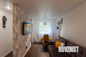 2-к квартира, посуточно, 52м2, 1/5 этаж