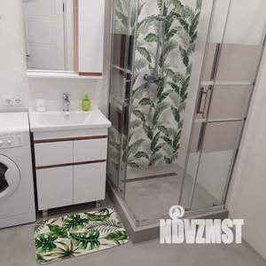 1-к квартира, посуточно, 42м2, 8/16 этаж