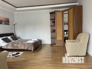 1-к квартира, посуточно, 49м2, 1/1 этаж