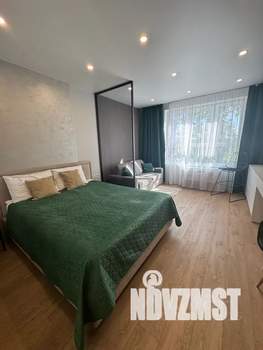 1-к квартира, посуточно, 52м2, 7/9 этаж