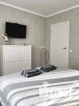 3-к квартира, посуточно, 79м2, 1/1 этаж