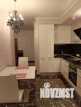 1-к квартира, посуточно, 49м2, 5/10 этаж