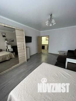1-к квартира, посуточно, 43м2, 1/1 этаж