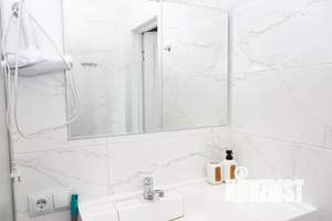 1-к квартира, посуточно, 38м2, 8/8 этаж