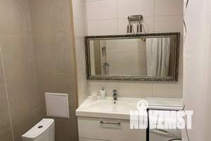 1-к квартира, посуточно, 38м2, 8/9 этаж
