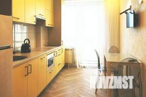 1-к квартира, посуточно, 40м2, 5/8 этаж