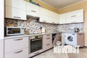 2-к квартира, посуточно, 69м2, 3/17 этаж