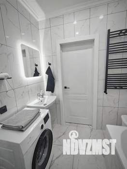 1-к квартира, посуточно, 44м2, 6/9 этаж