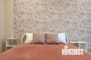 2-к квартира, посуточно, 49м2, 1/1 этаж