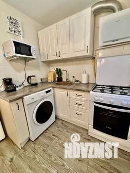 1-к квартира, посуточно, 34м2, 4/9 этаж