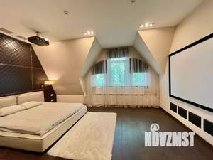 3-к квартира, посуточно, 110м2, 4/4 этаж